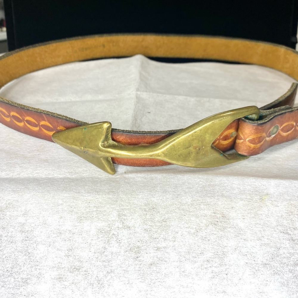 Vintage Artisan Arrow Leather Belt 34 in